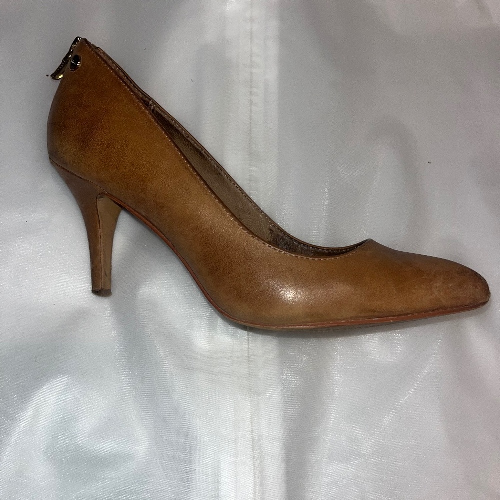 Aldo Leather Heels